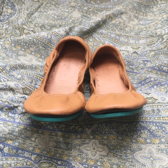 Tieks- size 9- camel color - Picture 5 of 5
